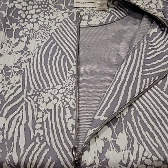 Alfred Dunner Gray Patterned Full Zipper Unlined Jacket Gray White 20 - Picture 10 of 10